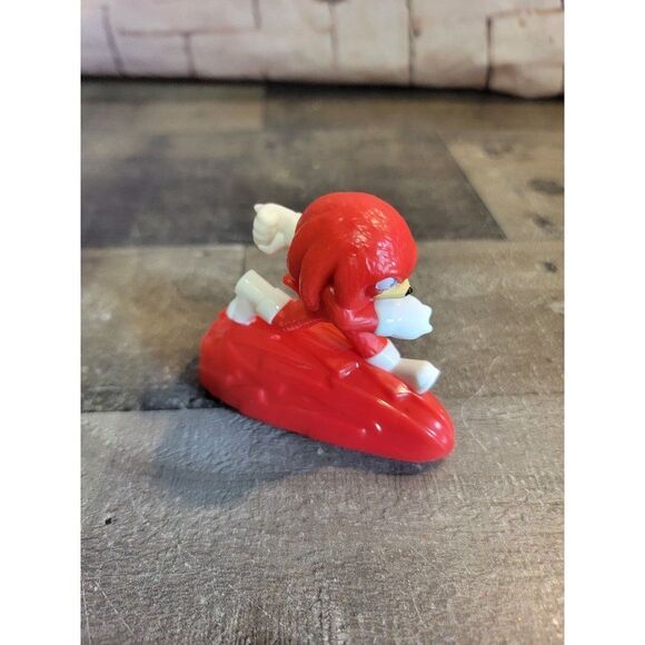 McDonald's 2021 Knuckles red Sonic 2 toy figure - Picture 2 of 6